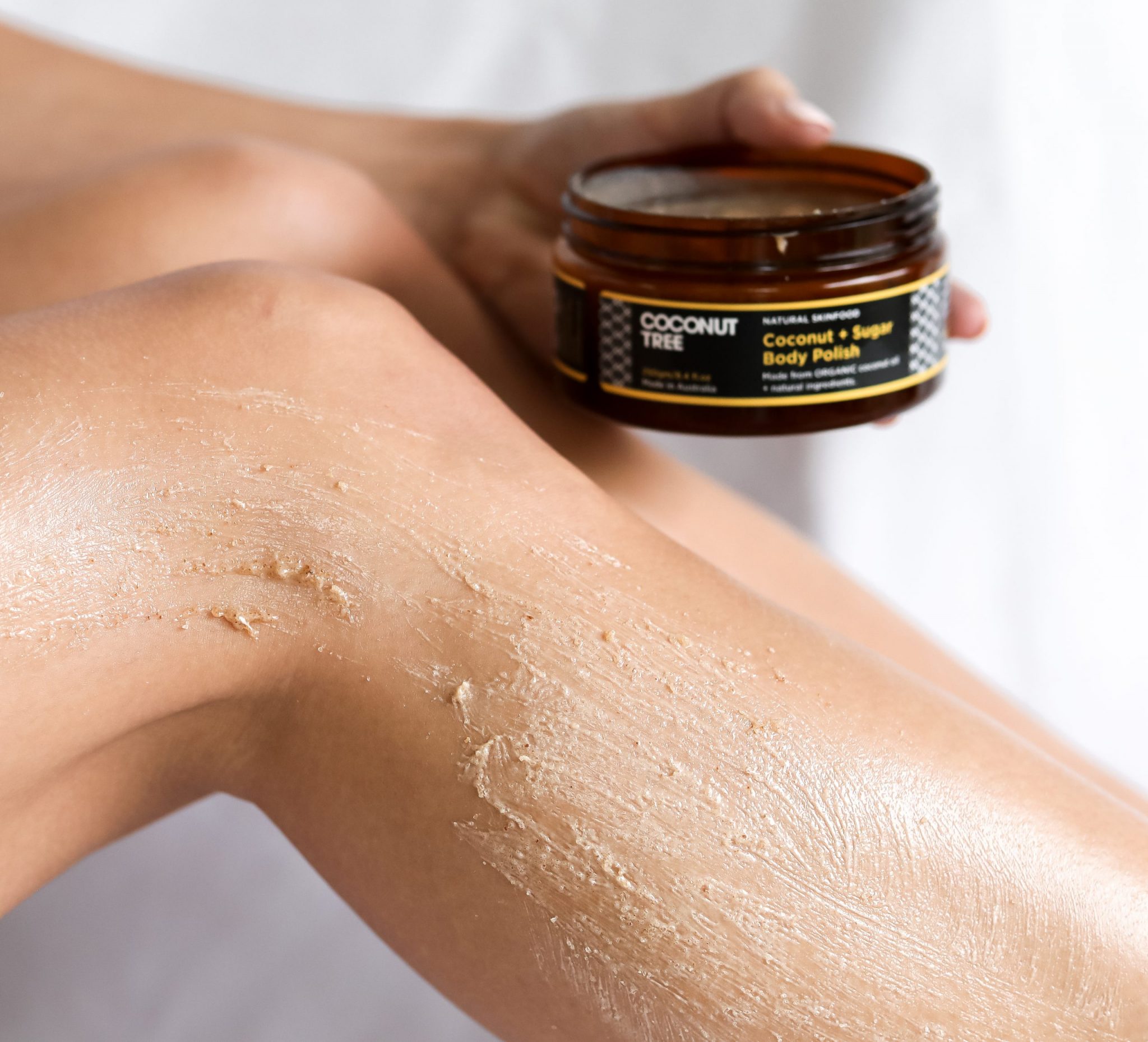 HOW & WHY TO USE A BODY SCRUB